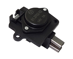 61.3702-02 в сборе с ЩУ (медно-графитовые щетки)